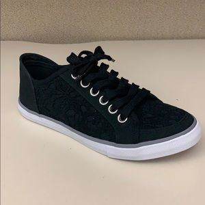 Sam Edelman Haylie Black Lace Sneaker